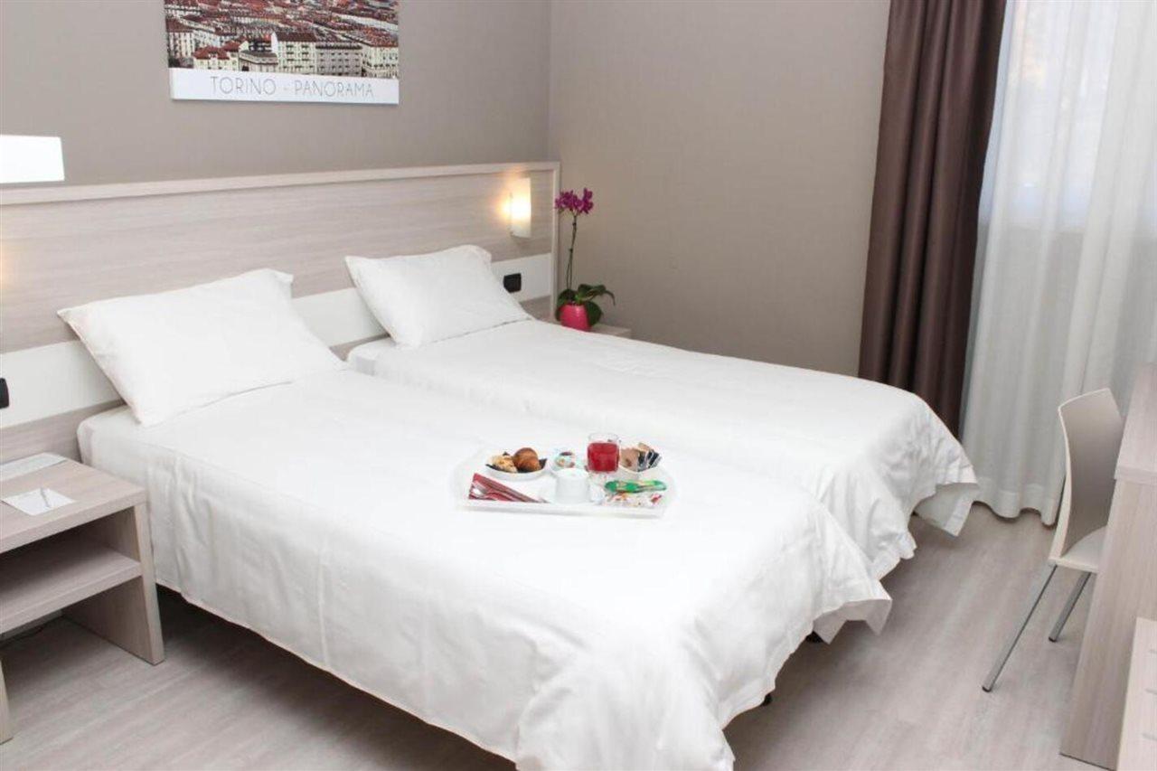 Best Quality Hotel La Darsena Moncalieri Exterior photo